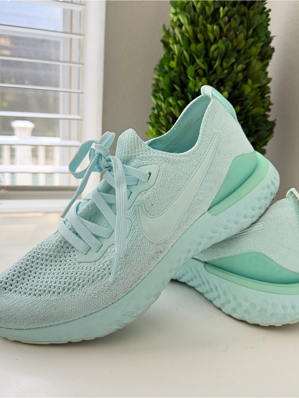 Nike Epic React Flyknit 2 Teal Tint Mint Women’s 7.5